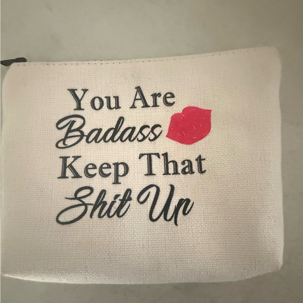 Motivational Canvas Cosmetic Pouch - White w Red Kiss Lips New